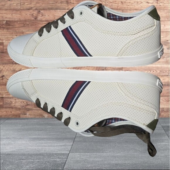 New Ben Sherman Madison Perforated Cream and White Sneakers 9 - Picture 5 of 7